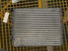Piece-Radiateur-eau--7284a7199344e7a4236d1a761cda18c63228621c3da81d2ab0d73b0cb7735c79.JPG