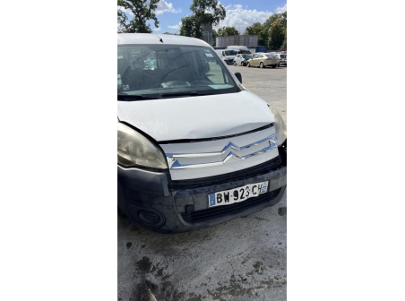 Vehicule-CITROEN-BERLINGO%202%20PHASE%201-2011-57530e8c0d2e03481af0d6d9a7800cbad2310175306259ad803a018643d64db2_m.jpg