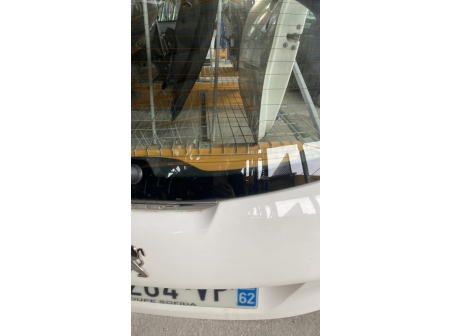 112534726-edf3d70a-8e92-4dbd-a745-aa2b7a0bbfa2-Hayon-arriere-9810682180-PEUGEOT-208-1-PHASE-2-96e5b97f77f07a762b9699bb7e8836c4a9c66385864899a13e869fa77880d4b0_m.jpg