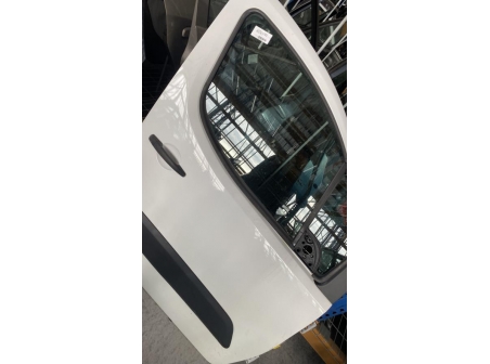 112536195-7436bf03-6e5e-463d-b3d2-fa7e58fa84b5-Piece-Porte-avant-droit-9004Z6-CITROEN-BERLINGO-2-PHASE-1-120d94bdfc703e3b98bbc1c173729832ce15a058b3d7b25c0b1b673822034ca5_m.jpg