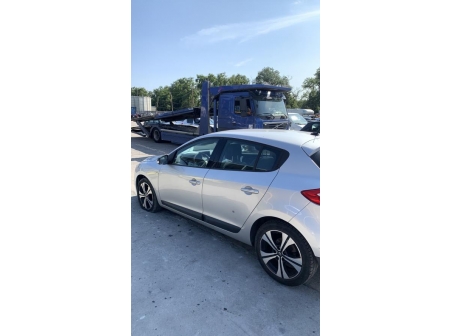 Vehicule-RENAULT-MEGANE%203%20PHASE%201-2011-9d83a30bd72d009fc3c192d4bbb958c7a35e01b05ed521e6b706ded8710d46c9_m.jpg