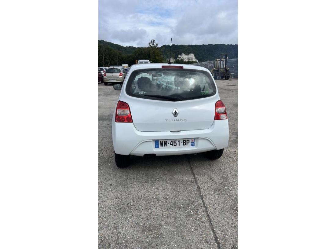 Vehicule-RENAULT-TWINGO%202%20PHASE%201-2011-12eb8e5c96ac9dc8cf40302a6fd1b3608a3ec08907ef0780010c1ae21cd7e445_m.jpg Vehicule-RENAULT-TWINGO%202%20PHASE%201-2011-12eb8e5c96ac9dc8cf40302a6fd1b3608a3ec08907ef0780010c1ae21cd7e445_m.jpg