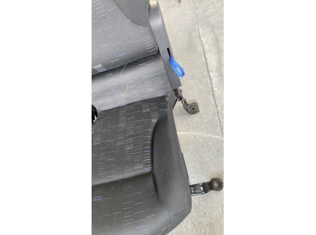 112609657-aa6a8bdc-fe9a-472b-95dd-c02a4d0d6066-Piece-Siege-avant-droit-banquette-double-CITROEN-BERLINGO-2-PHASE-1-0fd5194998e89032d4cbe0b259213f1f139ad5dc8b189e5d21715ec8b33d540e_m.jpg