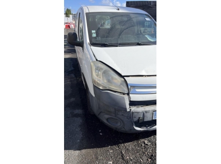 Vehicule-CITROEN-BERLINGO%202%20PHASE%201-2011-a54e90ad0a599add49df37bc4a401fff94e65acea8cf708ae6c564b532091489_m.jpg