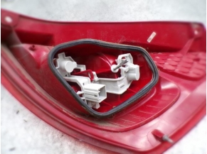 114409520-a4f8959c-0c3e-4745-8479-38d2f51e91d1-Piece-FORD-728a15bf00445bd276de3e572089b87264a54b71042fd577189c80f708a3b0f5_m.JPG 2