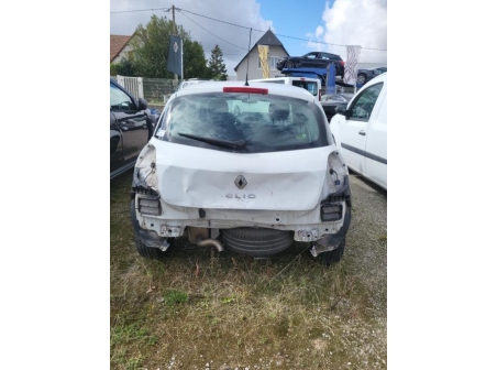 Vehicule-RENAULT-CLIO%203%20PHASE%201-2008-71f4e82754f6d4343a8f4631b9fe39d761ed71f1255e436cb0d2aff1b87284ee_m.jpg