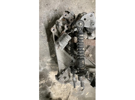 113930172-42583f9e-3ae7-4f0a-93af-01edd18c9c39-Piece-Boite-de-vitesses-CITROEN-C1-1-PHASE-1-a9efde9e180680cbc5f3641dac756b3929a43d3615ed3b4a0c49cd87b88e8f55_m.jpg