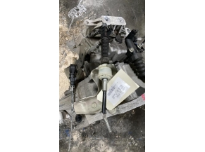 113930528-003c1474-2aea-459c-8dc2-d373082448c0-Piece-Boite-de-vitesses-FIAT-PUNTO-3-fbf3b391428afbfce616072f4e2ba7e869992b5ca9ac8138c52960d74f44a52d_m.jpg 2