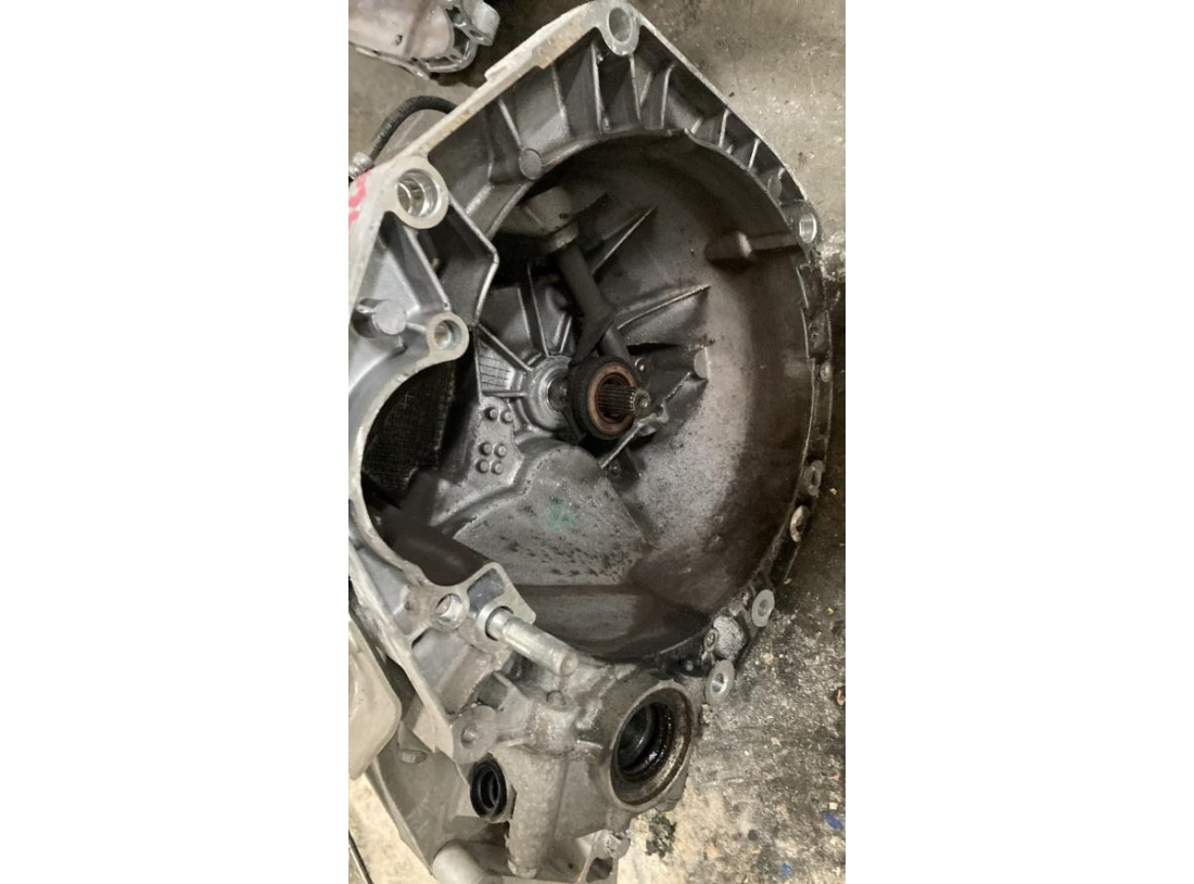 113930528-3e2a763b-ddf2-480a-b658-88b02913f10f-Piece-Boite-de-vitesses-FIAT-PUNTO-3-d6dc4400dd9df92bb6c3a4dda93d5eed0bde30648ef315e203bab6f57774df22_m.jpg 113930528-3e2a763b-ddf2-480a-b658-88b02913f10f-Piece-Boite-de-vitesses-FIAT-PUNTO-3-d6dc4400dd9df92bb6c3a4dda93d5eed0bde30648ef315e203bab6f57774df22_m.jpg