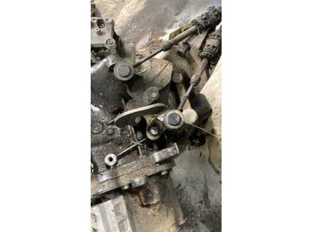 113930672-347044aa-cd82-4c84-a196-b352c4ff54eb-Piece-Boite-de-vitesses-CITROEN-C3-PICASSO-PHASE-2-33f877e2515b00112b9ba78897abdcc77057698120d421d2a6b9e8dd55ae42ba_m.jpg