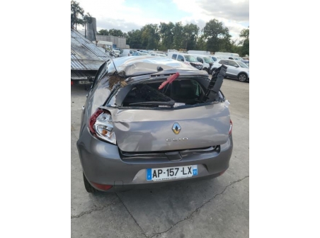 Vehicule-RENAULT-CLIO%203%20PHASE%202-2010-64851716aeca798fcbb25d40812795072959fb42979b9a6ee63529a46ff27ee8_m.jpg