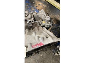 113931116-9633116e-188e-45c5-a617-9ef230c741b8-Piece-Boite-de-vitesses-PEUGEOT-5008-1-PHASE-2-0b795300fd6879f988b8adfcd6abc0d7f3b4321cf01d66f1fa3d7f0bc3bebb42_m.jpg 2