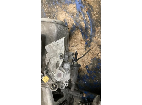 113931116-40cfcebc-adae-4c4b-9019-841fd4b05139-Piece-Boite-de-vitesses-PEUGEOT-5008-1-PHASE-2-90dcf687fbb7ccacab798a1bd8f6dca6bd490c5ea78b4d562db979976bc871e0_m.jpg