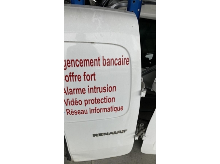113878183-1780d9c4-dc77-4863-95c9-92635a6af1df-Piece-Porte-de-coffre-droit-901003757R-RENAULT-KANGOO-2-PHASE-2-b3e2dac89d456f13ff8b8919bb3b2eb3f9472fbf884eb408206b7e0b9011b215_m.jpg