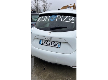 Vehicule-RENAULT-ZOE%201-2016-609c907966f67c993d5191f0689cb222e2e7cdc3a0f40434ad497d8dfa29e4dc_m.jpg