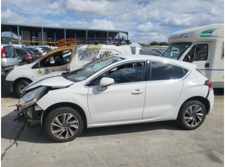 Vehicule-CITROEN-DS4%20PHASE%201-2013-d995381e71c1037c4d1308690609e93cd74b7e01bf0fdeda3e71e1f9dafe5994_m.jpg