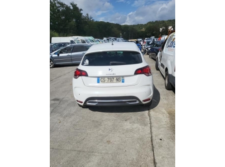 Vehicule-CITROEN-DS4%20PHASE%201-2013-b404f0e2e35cacd9720f9768fb0d058bd24d56f68126a04f8a8667a72c83b3bb_m.jpg
