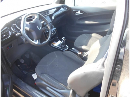 Vehicule-CITROEN-DS3-1-6-2013-b1b4d23aa52f0cbd713680f09c961f72f7c9cc871e8783fa2f5143a81f91b26f.JPG