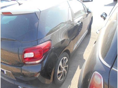 Vehicule-CITROEN-DS3-1-6-2013-dcb9d36a89d06cd01477435ce2c15f900d70138e5448fea62d7d2f7d491bc336.JPG