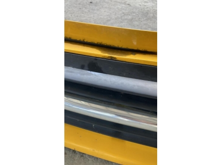 113730547-1870e75d-b95e-4899-a982-11c8450c6e8f-Piece-Calandre-93160178-OPEL-VIVARO-1-PHASE-1-264a87b560a5496c3bb850d2b7063400553d6fc8af56afefc8769b26b744cded_m.jpg