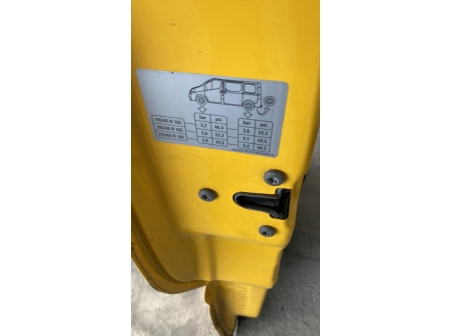 113730698-cc12daa5-534c-4908-95c1-31844d4e6efd-Piece-Porte-avant-gauche-93194149-OPEL-VIVARO-1-PHASE-1-8ee15bb9a66467c7d3caf5d31ced9c8f651783dfe40b267aa8f1fada2bc0116f_m.jpg