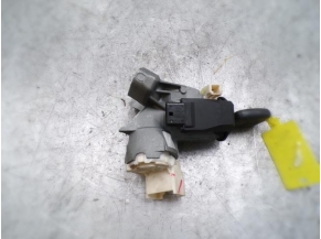 113665755-752668ed-ee3c-49ed-ab0e-34bdae98642d-Piece-TOYOTA-601c4915641b5d20ea2b390a5e685a77f21e8ca080a4bcb8fe5339f07ffcf670_m.JPG 2