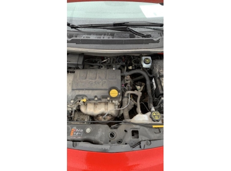Vehicule-OPEL-CORSA%20E-2018-235dca6c0ac4f5e20b403d04ca4e1c3508cb03ca366f006a14f37a52e2040dca_m.jpg
