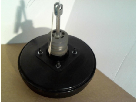 Piece-Servo-frein-RENAULT-TWINGO-II-Essence-cb6f860524166b3eabfaf8b05b4f3a1d3c4295919df7bc48ac5497087e2a9cfe.jpg
