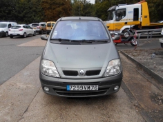 Vehicule-RENAULT-SCENIC-I-PHASE-2-1-9-2001-1187bc991d456288e1c1274f822fb204c7c7b317d06a0d1bb743dcc2b4482f3a.JPG