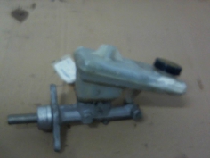 Piece-Maitre-cylindre-(freinage)-RENAULT-TRAFIC-II-COMBI-PHASE-2-Diesel-994bf4eb79fa291c876b124421704f73d561ccf5cd5bc2dcc0ed4a20a2b300d0.jpg 2