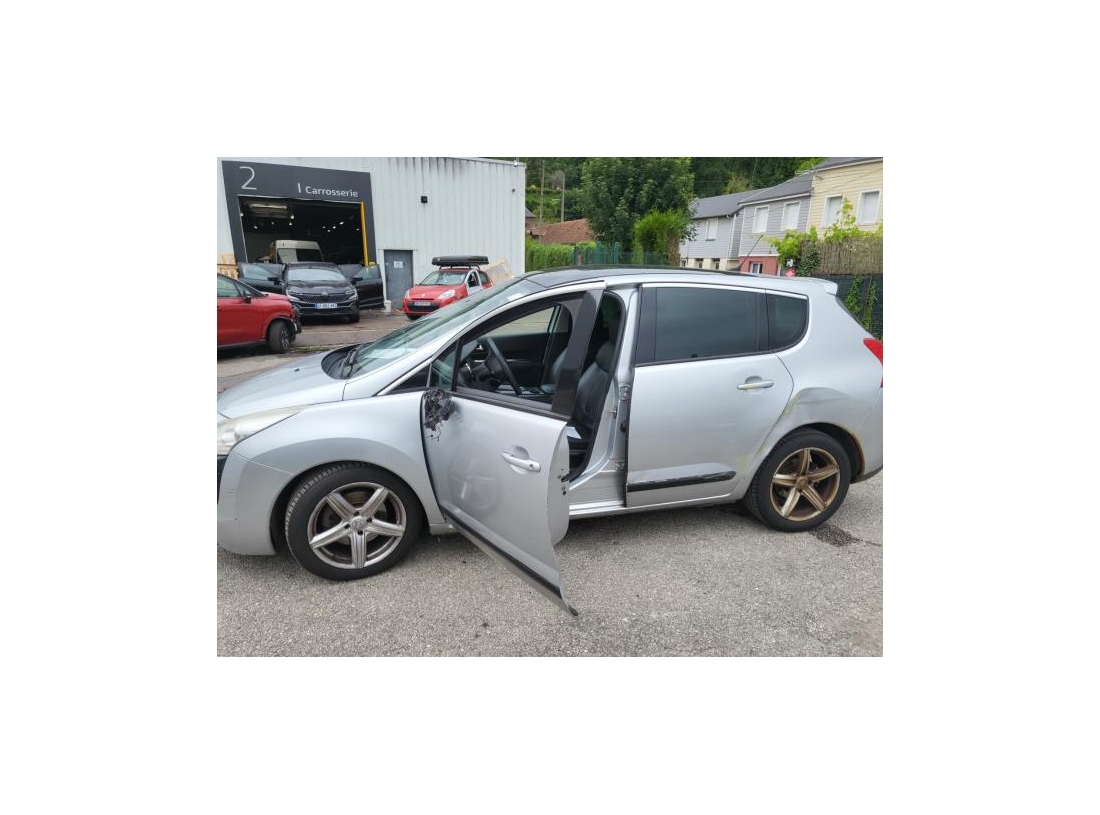 Vehicule-PEUGEOT-3008%201%20PHASE%201-2011-ed827616586bfb830b63d3a99af09379a649be364f9e9d2ff55a9d397d3e73f6_m.jpg Vehicule-PEUGEOT-3008%201%20PHASE%201-2011-ed827616586bfb830b63d3a99af09379a649be364f9e9d2ff55a9d397d3e73f6_m.jpg