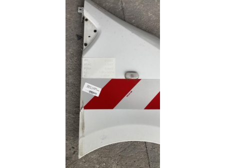 113463731-7c685f9a-6e22-490e-b035-44fe420434ee-Piece-Aile-avant-droit-631001616R-RENAULT-TRAFIC-3-COURT-PHASE-1-2a04543df2a81164d42910d65d7dd9950ca0b61b51713d88b8df9c2912be1ab0_m.jpg