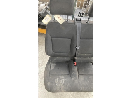 113463788-bfc4cffe-d38e-446e-b582-6ece70c8c231-Piece-Siege-avant-droit-banquette-double-RENAULT-TRAFIC-3-COURT-PHASE-1-b6de0291a43899bbb09871a9146cf38d837d35682b7ae567b75a88ef675542e2_m.jpg