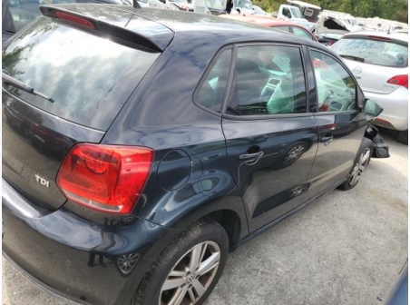 Vehicule-VOLKSWAGEN-POLO%205%20PHASE%201-2012-d46d2ce549f438d20029d6461451241e19bdbaa0c17ac66484e25638e0c926ba_m.jpg
