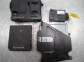 113195070-74cd4b52-f56f-465e-92d1-b05d8f497cc7-Piece-RENAULT-849b8c8fe9483e7f712e0fa9b9161115564129729c4a2f93b07c8592cef46f4e_m.JPG 2