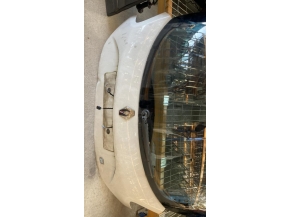 113201263-e3703e70-4a47-4d14-be1c-312028abd4c6-Hayon-arriere-RENAULT-ZOE-73a05f6478ac702be85e6e02b4498f0218a16fccb842eea714ff001959674447_m.jpg 2