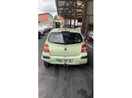 Vehicule-RENAULT-TWINGO%202%20PHASE%201-2009-b5f78c811a3af79043b93c96243c989592583692a69ae1924627e3a1877947bf_m.jpg