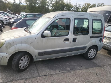 Vehicule-RENAULT-KANGOO%201%20PHASE%202-2005-71adfbe96b449c79d853726de37d959f5868c7713e32b3d9da6ee002416bbaa0_m.jpg