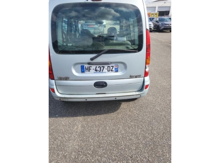 Vehicule-RENAULT-KANGOO%201%20PHASE%202-2005-b1ea29b5bf9b89929ba159c6e634ce699bac0b8f3f0d08284f68902d724badbe_m.jpg