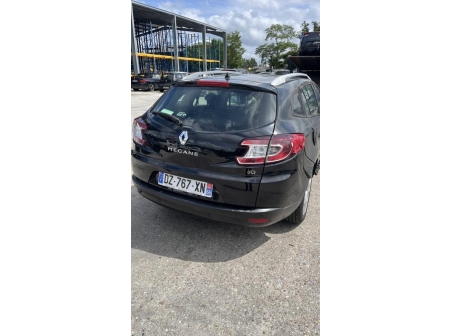 Vehicule-RENAULT-MEGANE%203%20PHASE%203%20BREAK-2016-e2cc8cde5b217b0d2ecc26fed35c08e0bc0850b88c5968e79956fc2062536b06_m.jpg