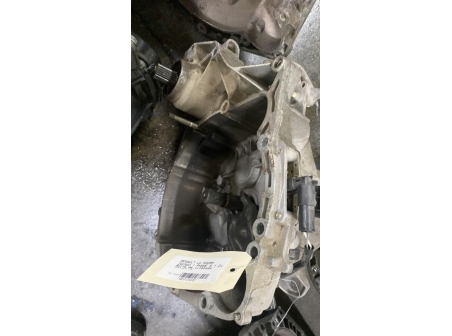 113104152-60e92623-2bcb-4a11-b15e-a373cfc7777e-Piece-Boite-de-vitesses-RENAULT-TWINGO-1-PHASE-3-3a7de90fb5bd47c36a46f5b9742d61319360d1e5704e982955eac866cb7a4a31_m.jpg