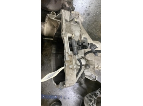 113104152-60e92623-2bcb-4a11-b15e-a373cfc7777e-Piece-Boite-de-vitesses-RENAULT-TWINGO-1-PHASE-3-3a7de90fb5bd47c36a46f5b9742d61319360d1e5704e982955eac866cb7a4a31_m.jpg 2