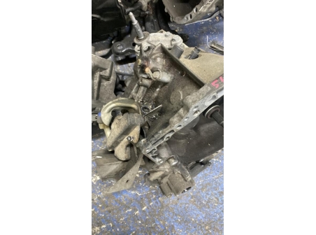 113125216-ef8a5e8d-677e-4e6e-8005-54a721f9cc6f-Piece-Boite-de-vitesses-CITROEN-C4-2-PHASE-1-a9fd6f08e694d63d23206cf72976f8965990399903f93cd3d836981842d9c25f_m.jpg