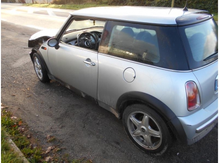 Vehicule-MINI-MINI-R50-53-MINI-R50--R53-1-6-2002-71eb0f51c8f38c57ecf66bc107937e7b39ef4f3bbab0cc5f71060d66fa3ca1cc.JPG