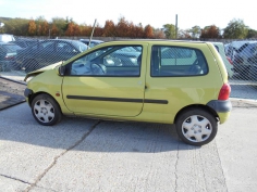 Vehicule-RENAULT-TWINGO-2000-1-1-2001-5ca057bae27eba1a845fb8094c955e7514abf59bfef3ff63be7b9efc378ba4cf.JPG 2