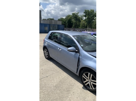 Vehicule-VOLKSWAGEN-GOLF%206-2010-8afbbab71abdfea2761d20325eb35eec01675dfecc9d75506501c70e04603fbb_m.jpg