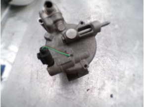 113132786-1abeaa54-b3b0-4827-b652-80fe407cbe71-Piece-VOLKSWAGEN-f6aa711810c7f3cde9310b7e194c7d63367661bd3c89f1c4aeff9e657c25c3b2_m.JPG 2