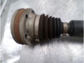 113132922-06d35702-1532-439c-a9a0-7d136e438100-Piece-VOLKSWAGEN-d712d7bf39d07ec0ea5248c84411f7a3ff2ed941439e96fc4587a7f2ae9c4a21_m.JPG 2