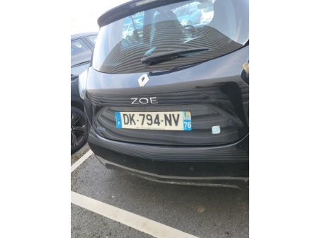 Vehicule-RENAULT-ZOE%201-2014-e078fd1e8dac511da67659281927ef8299ecb129c896c7a9704002acb3207437_m.jpg