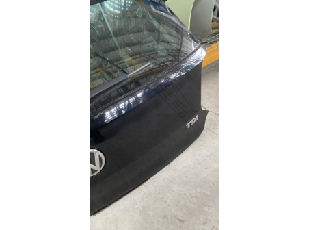 113070874-3f01c223-1e6f-4c3a-84f2-a62f1298ecba-Hayon-arriere-6R6827025C-VOLKSWAGEN-POLO-5-PHASE-1-c31742643a5a45c72554c736df450e9d07c94bb3ca981ffa4a4b0ee434a4235b_m.jpg
